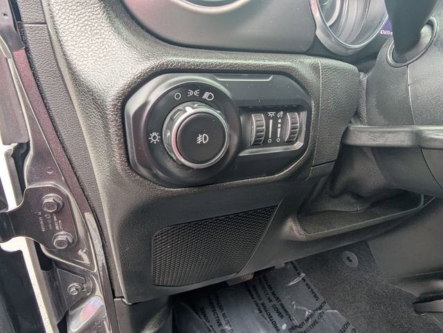 Used 2021 Jeep Wrangler Unlimited Sport image 16