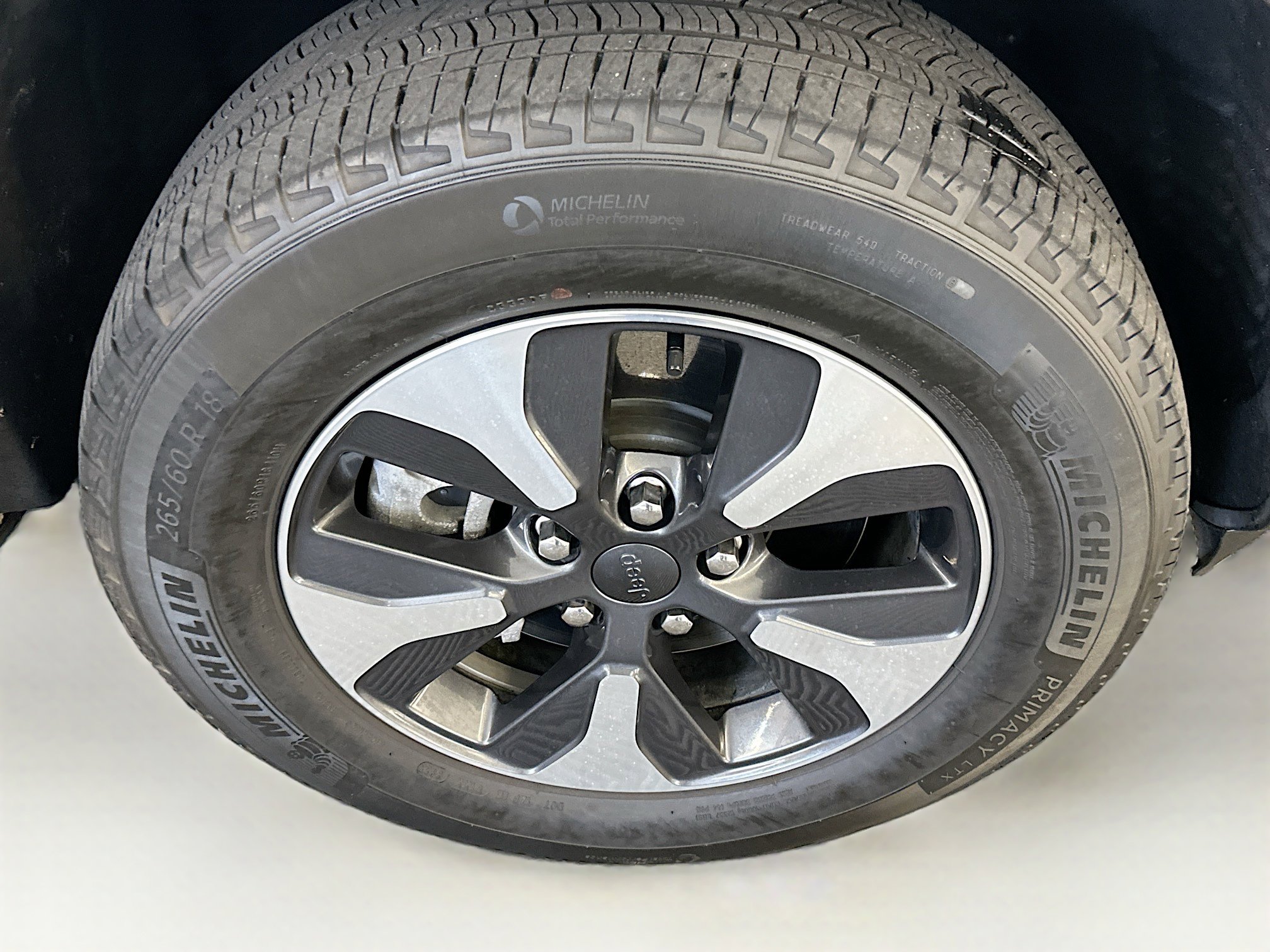 Used 2022 Jeep Grand Cherokee Limited 4xe image 11