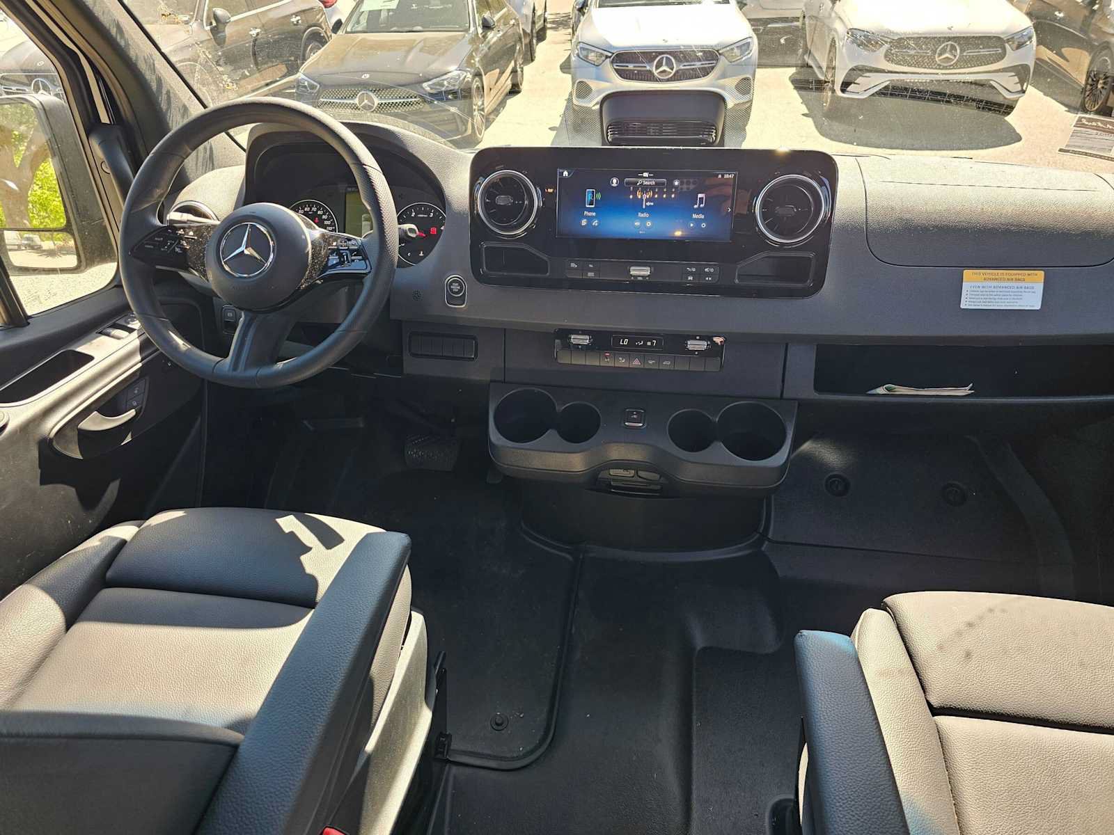Used 2025 Mercedes-Benz Sprinter 2500 image 14
