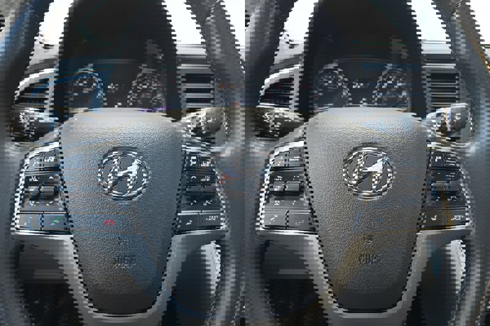 Used 2018 Hyundai Elantra Value Edition image 24