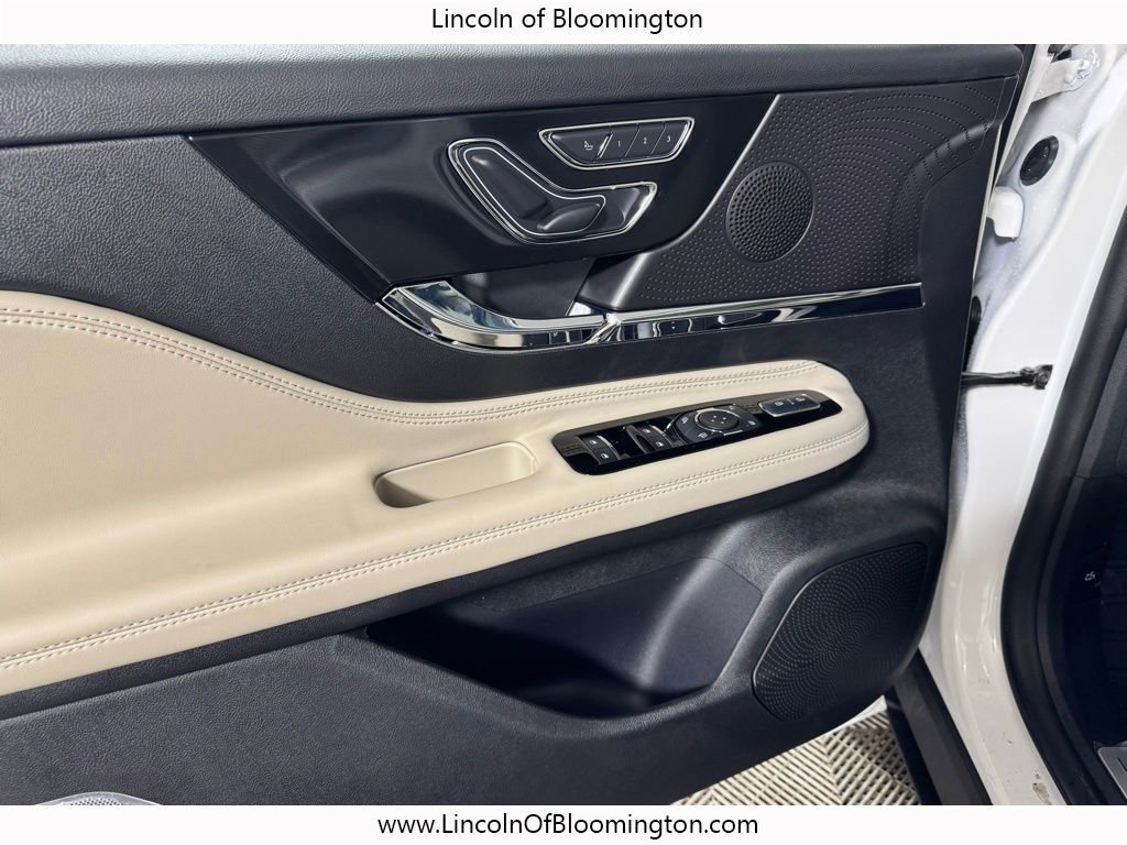 New 2026 Lincoln Corsair Premiere AWD/4WD image 16
