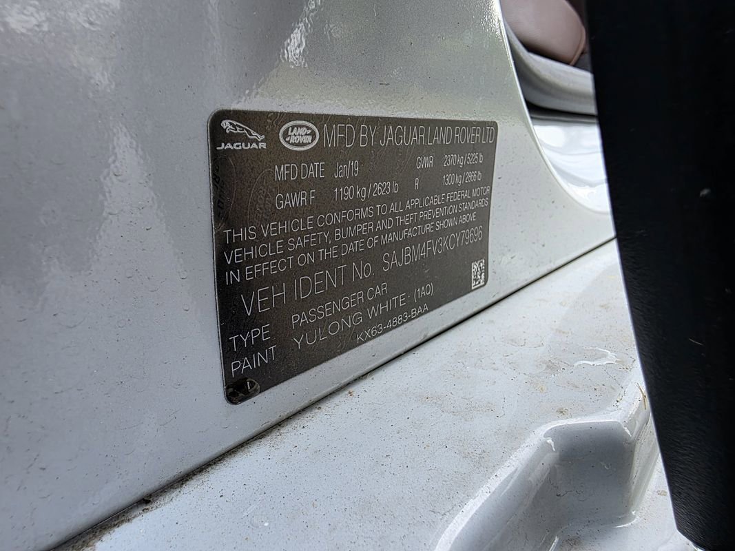 Used 2019 Jaguar XF S image 37