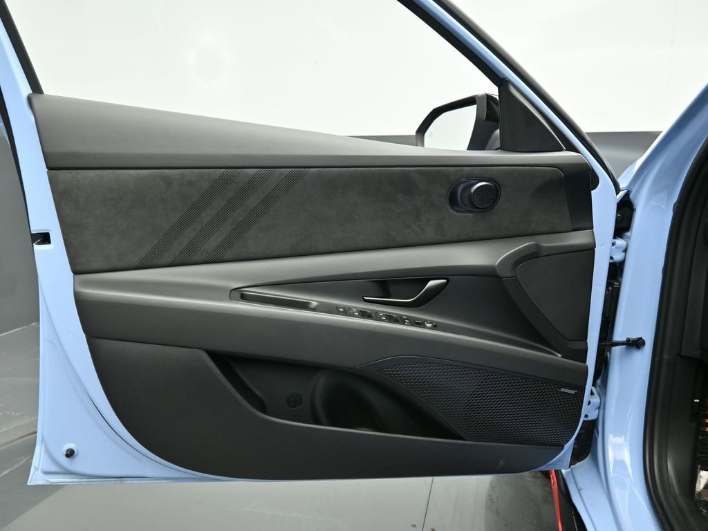 Used 2025 Hyundai Elantra N w/ Cargo Package FWD image 9