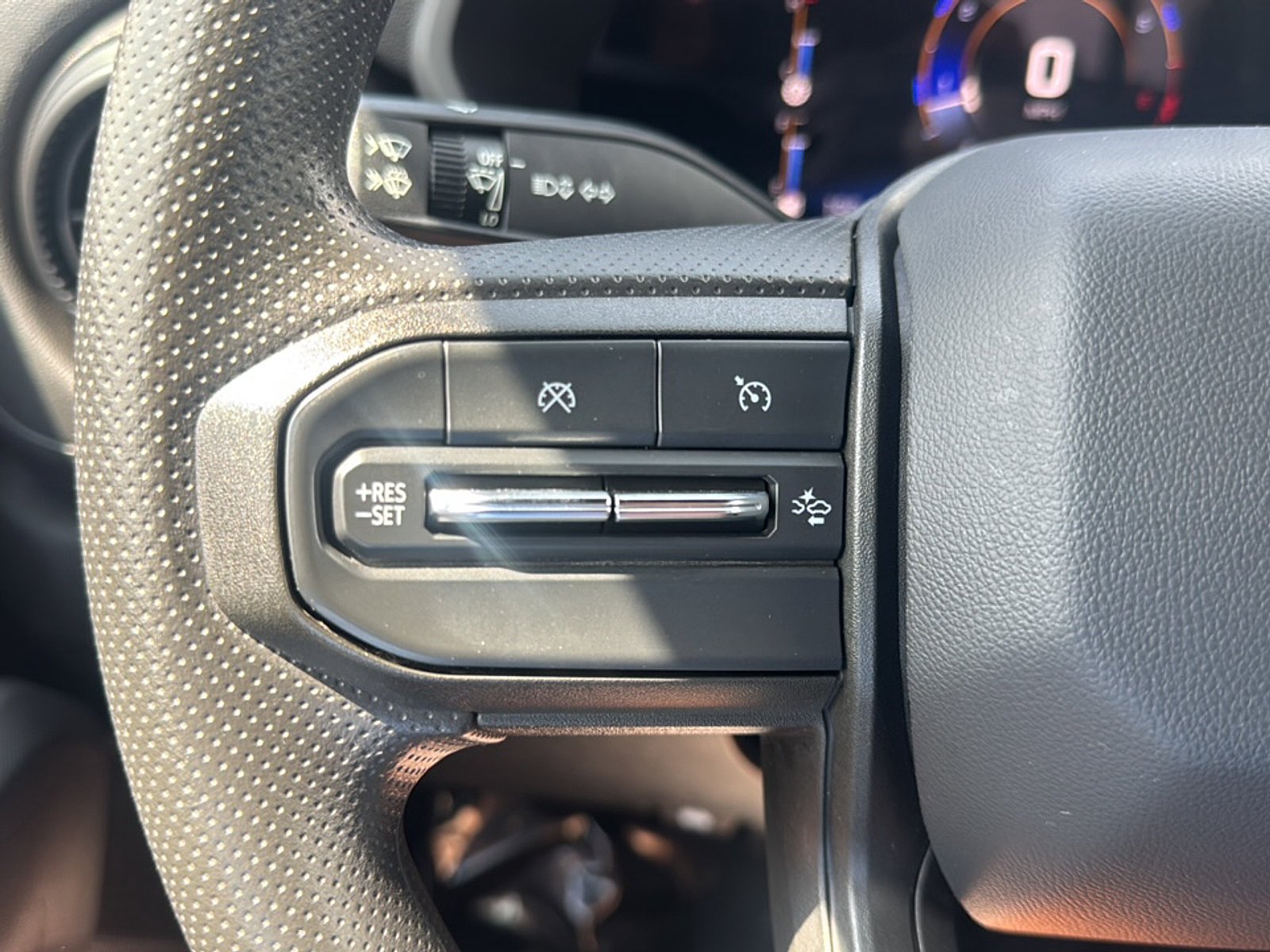 Used 2023 Chevrolet Colorado Trail Boss AWD/4WD image 27