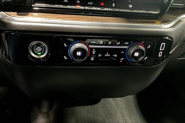 Certified 2024 Chevrolet Silverado 1500 RST AWD/4WD image 15