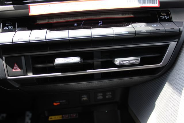 Certified 2026 Toyota Camry SE FWD image 35