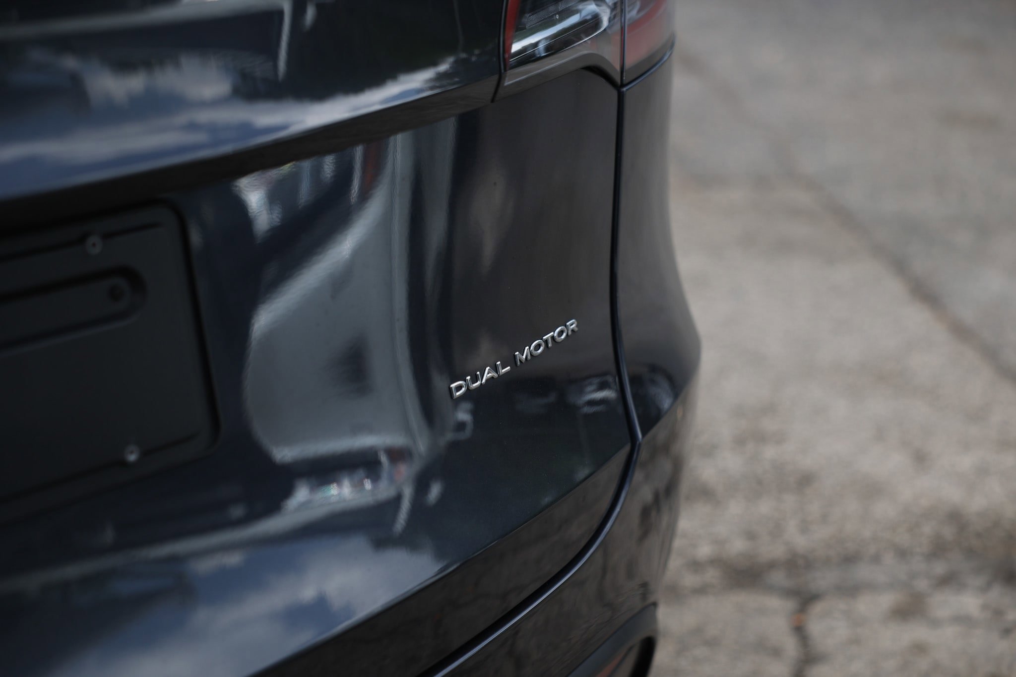 Used 2024 Tesla Model Y Long Range AWD/4WD image 40