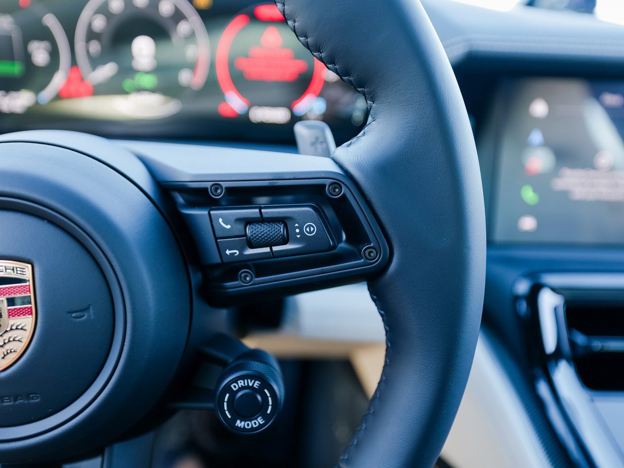 New 2026 Porsche Panamera 4 image 16