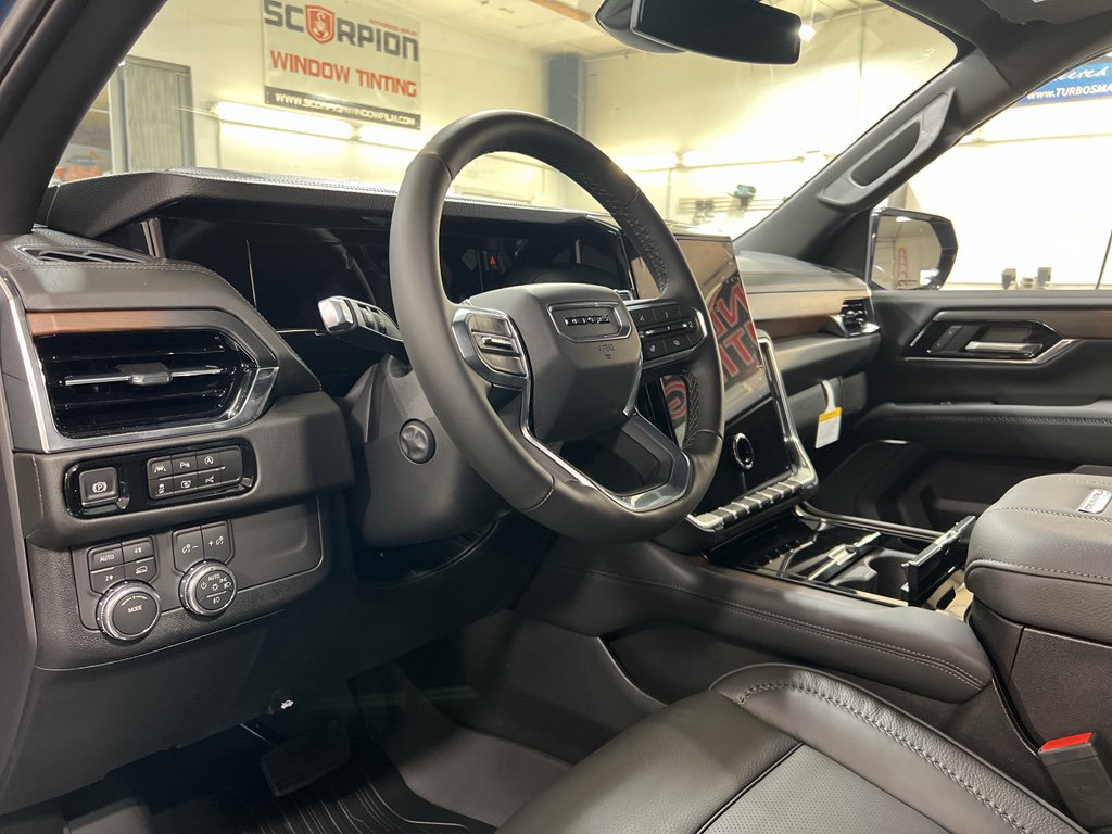 New 2026 GMC Yukon XL Denali w/ Sun & Power Step Package AWD/4WD image 18