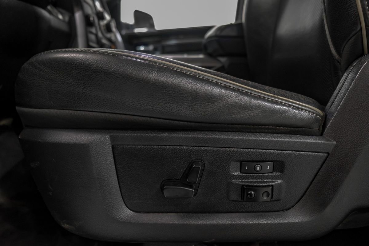 Used 2017 RAM 3500 Laramie Longhorn AWD/4WD image 33