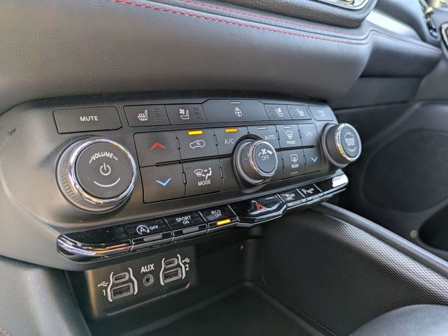 Used 2024 Dodge Durango GT image 26