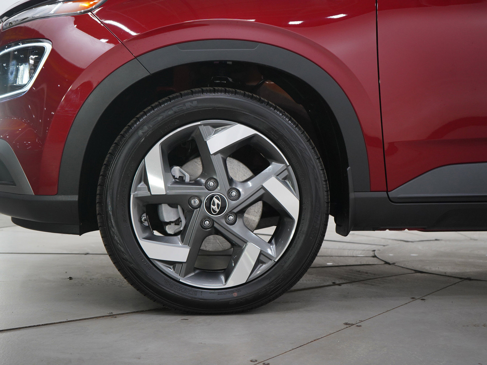 Certified 2025 Hyundai Venue Limited image 28