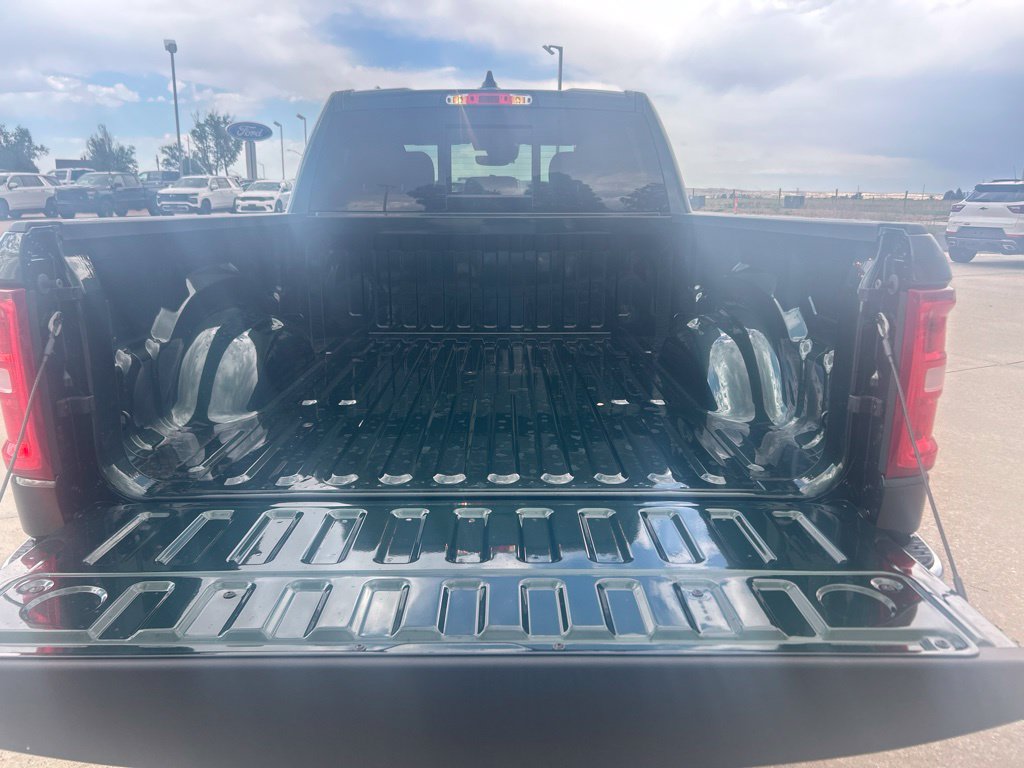 New 2026 RAM 1500 Big Horn AWD/4WD image 5
