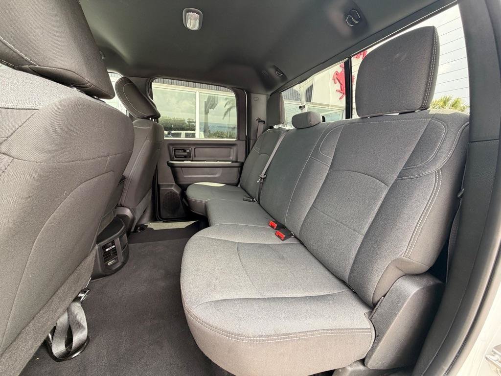 Used 2024 RAM 2500 Tradesman w/ Chrome Appearance Group AWD/4WD image 26