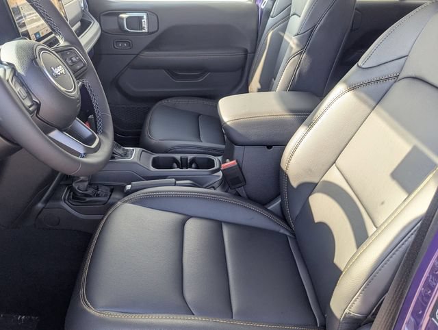 New 2026 Jeep Gladiator Sport AWD/4WD image 9