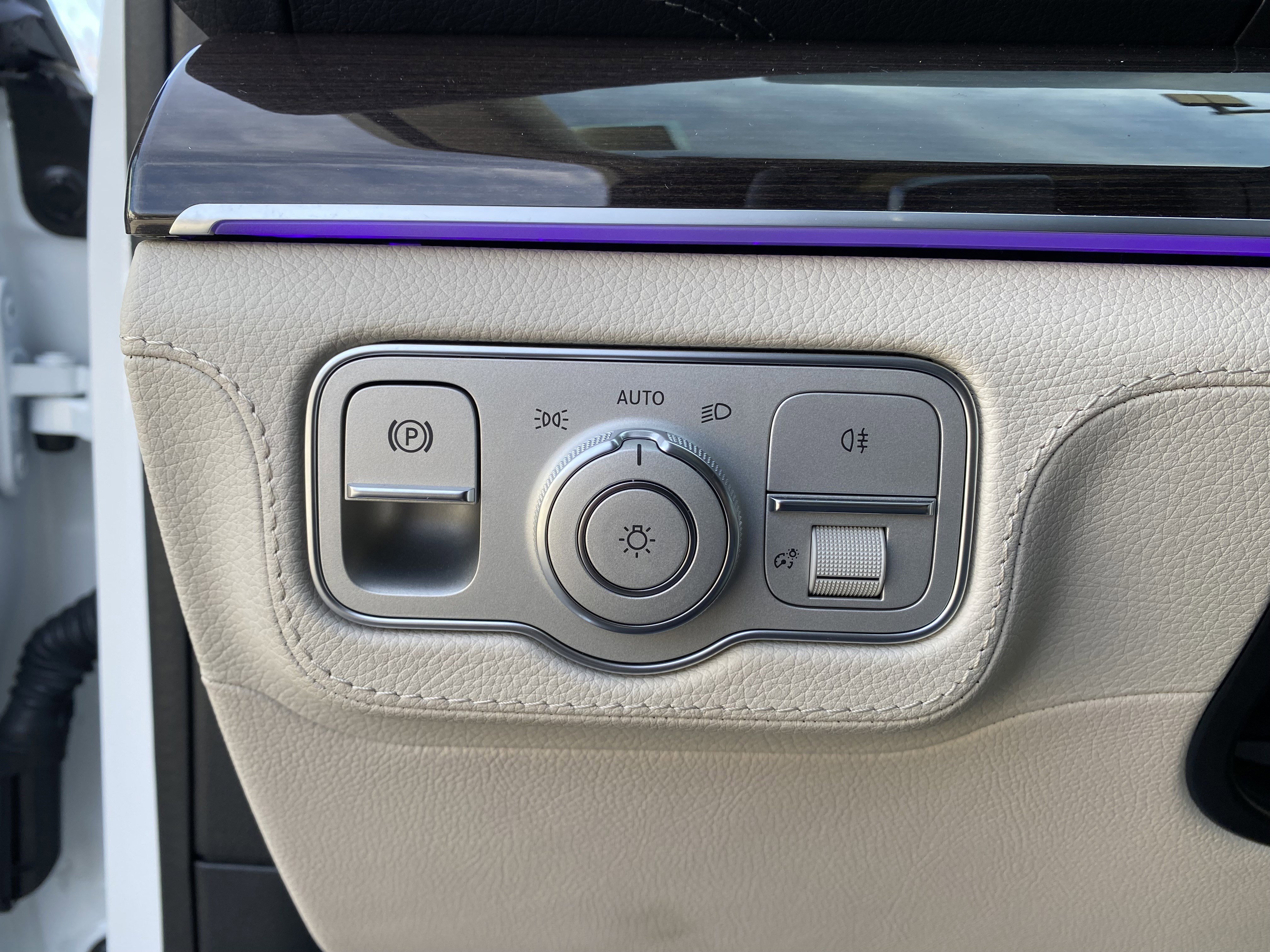 Used 2024 Mercedes-Benz GLE 350 4MATIC image 18