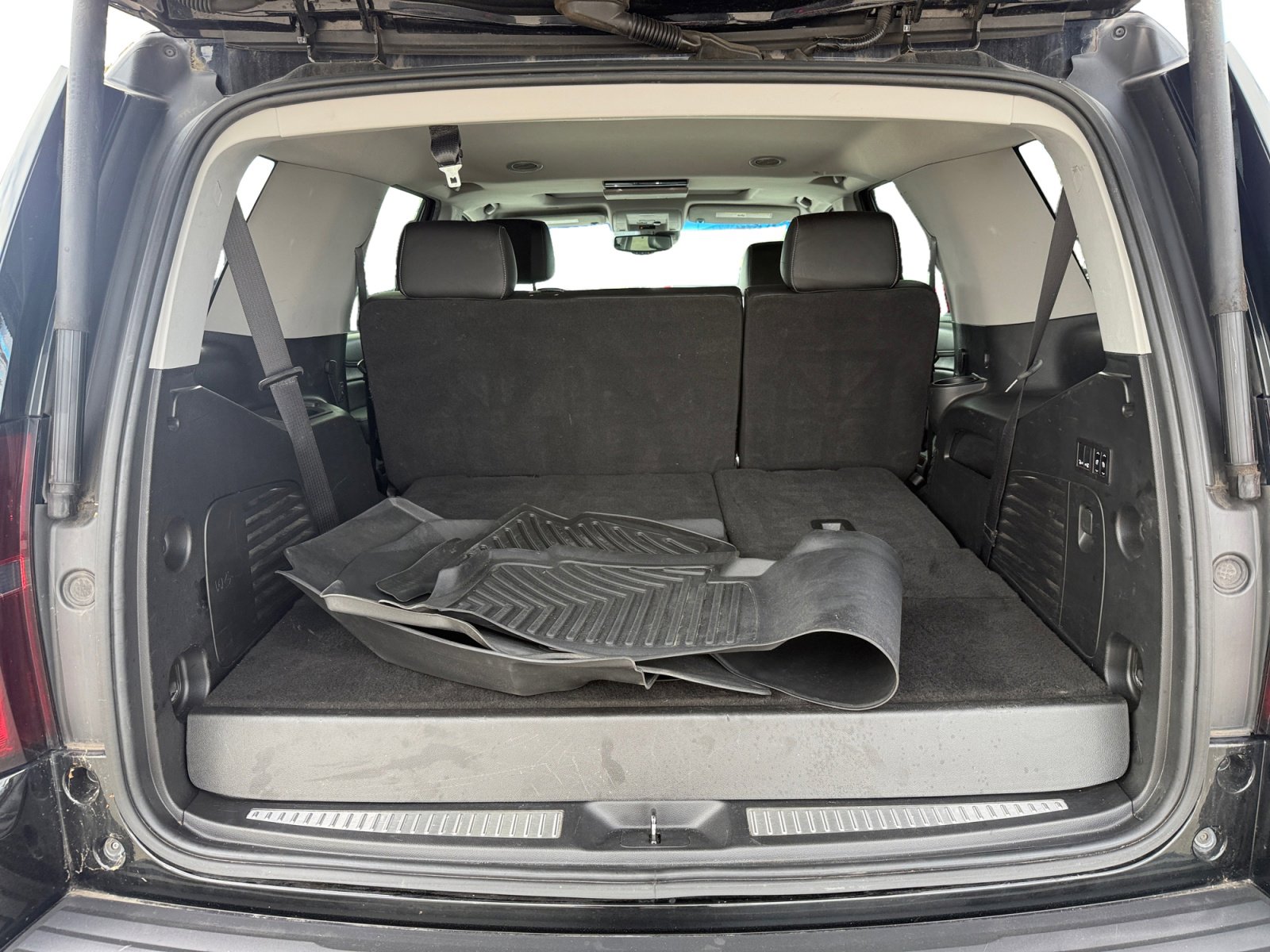 Used 2019 Chevrolet Tahoe LT image 17