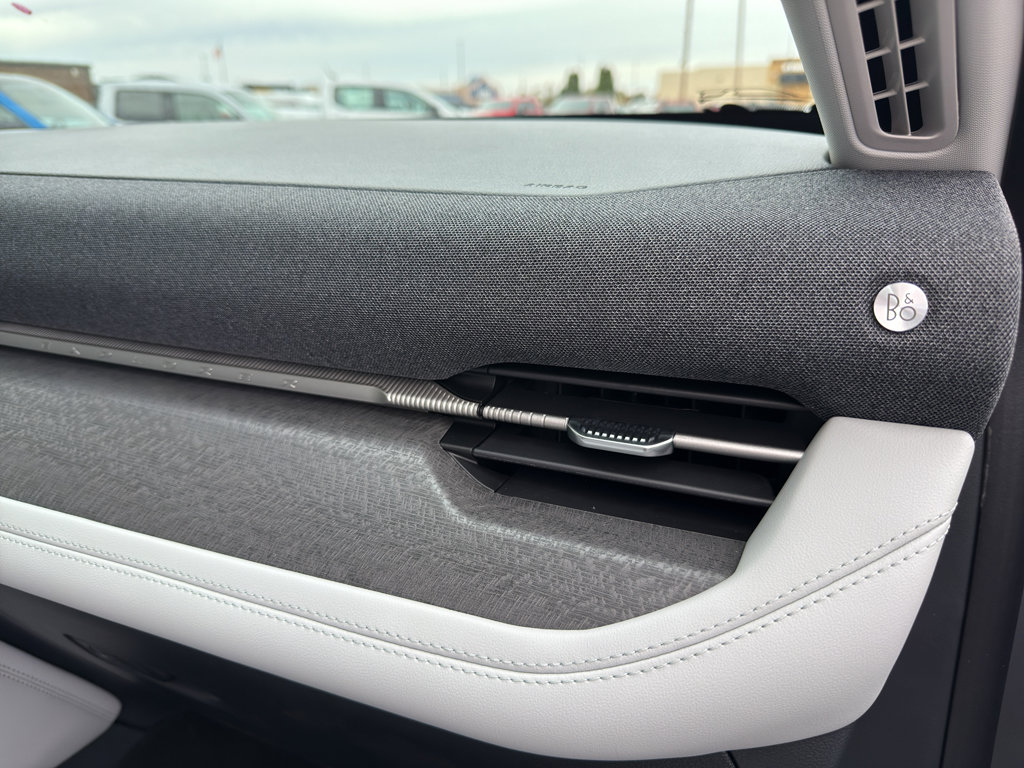 New 2026 Ford Explorer Platinum w/ LUX Leather Package image 37