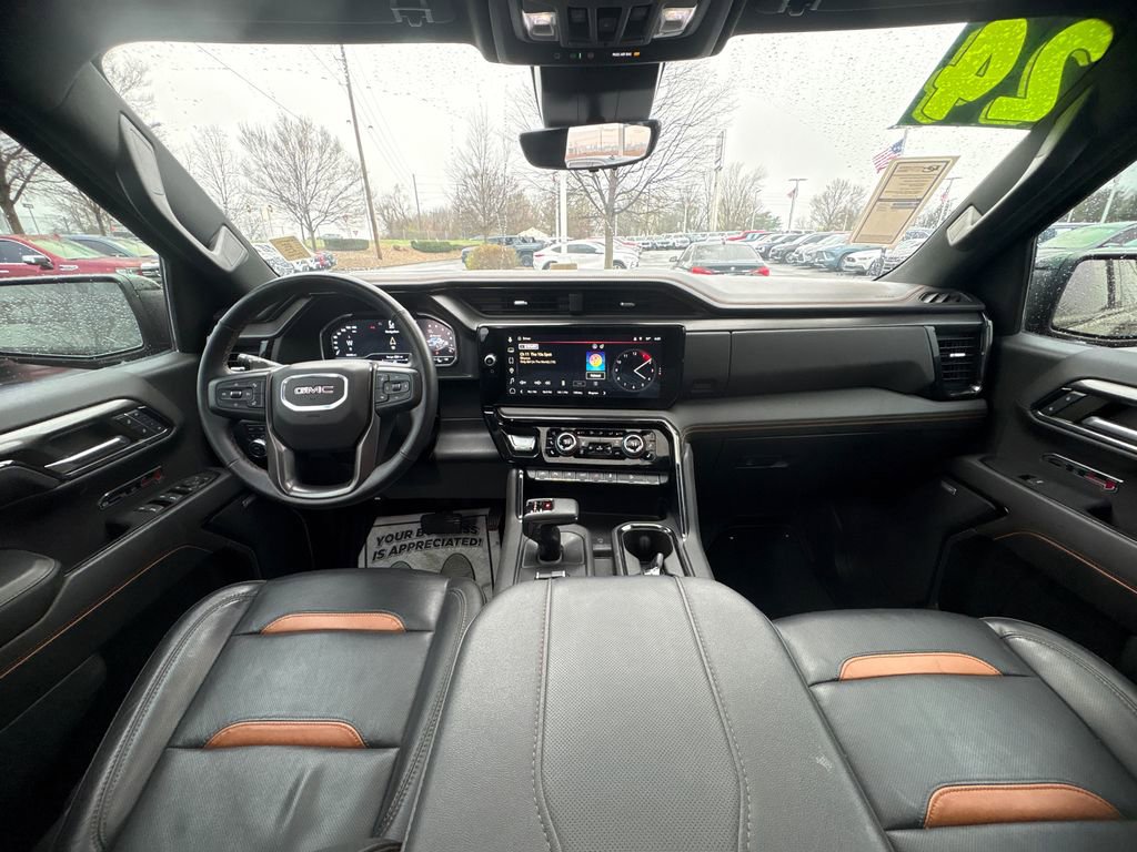 Used 2024 GMC Sierra 1500 AT4 w/ Technology Package image 16