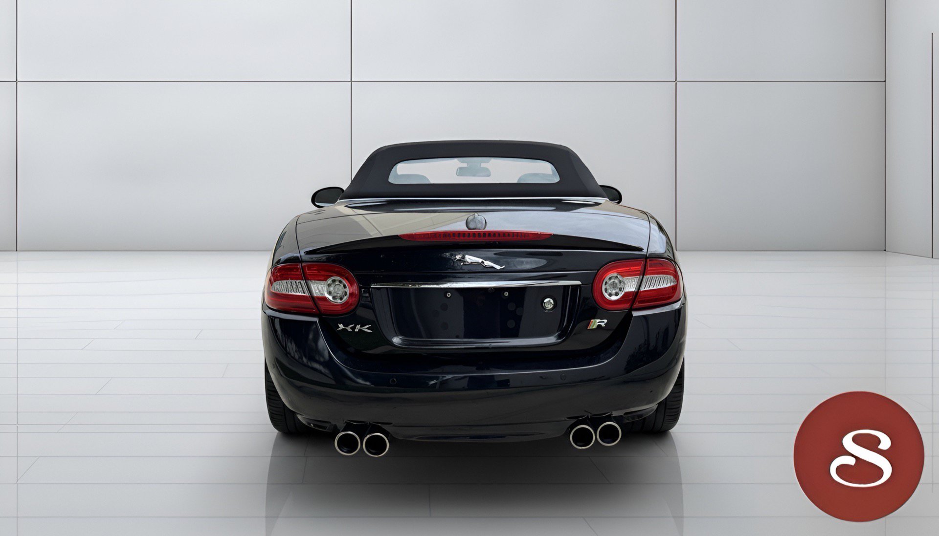 Used 2012 Jaguar XKR R RWD image 9
