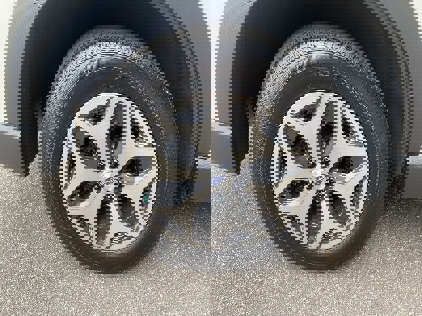 Used 2024 Subaru Forester Premium image 13