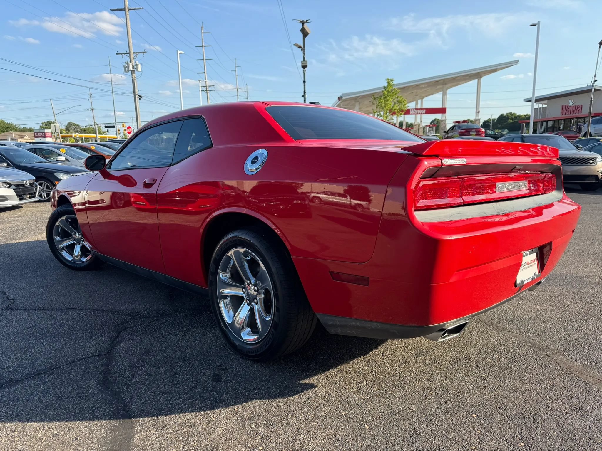 Used 2014 Dodge Challenger SXT w/ Sport Appearance Package RWD image 10