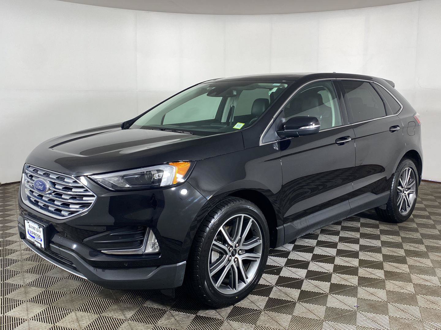 Used 2024 Ford Edge Titanium AWD/4WD image 28
