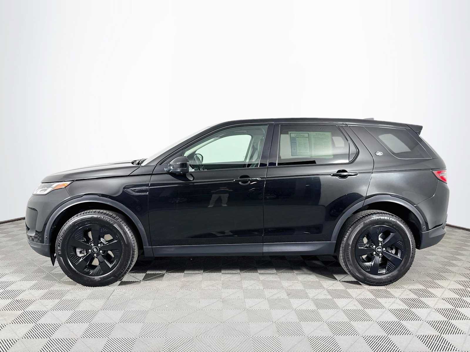 Used 2021 Land Rover Discovery Sport SE AWD/4WD image 8