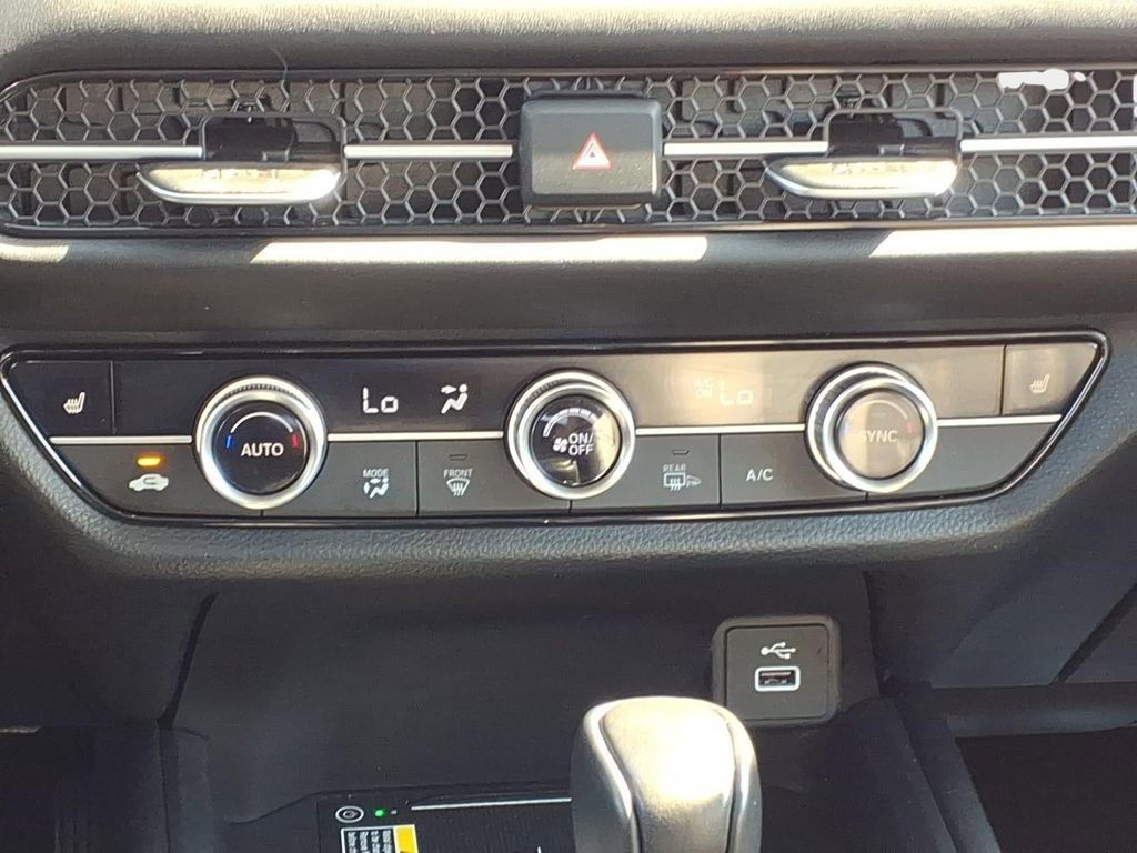 Used 2023 Honda HR-V EX-L image 13