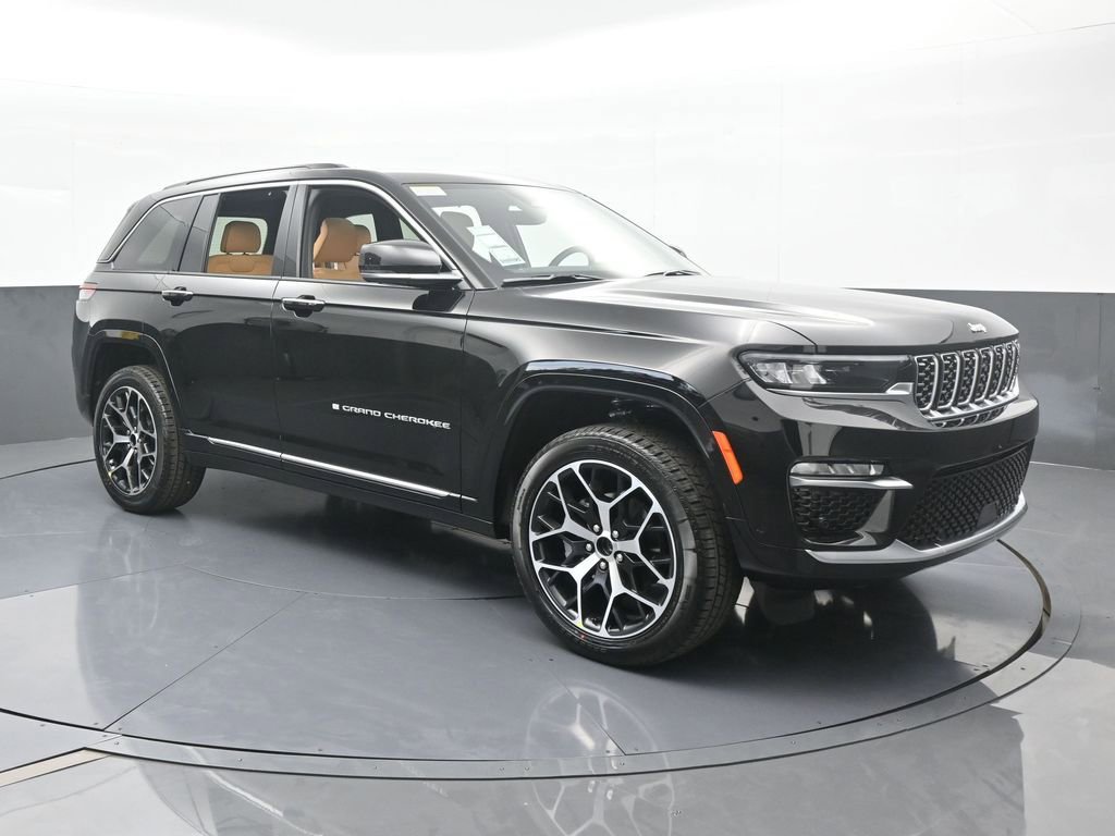 New 2025 Jeep Grand Cherokee Summit image 8