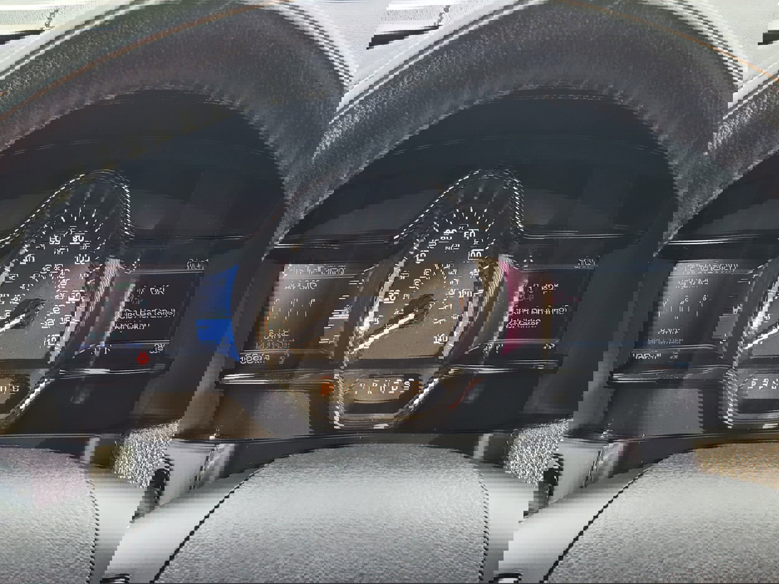 Used 2016 Lincoln MKS image 17