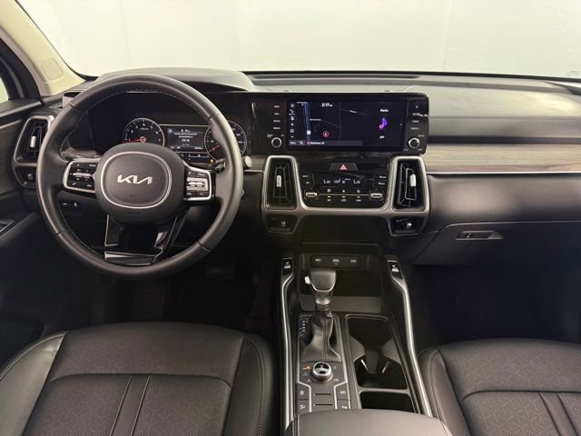 Used 2022 Kia Sorento S image 48