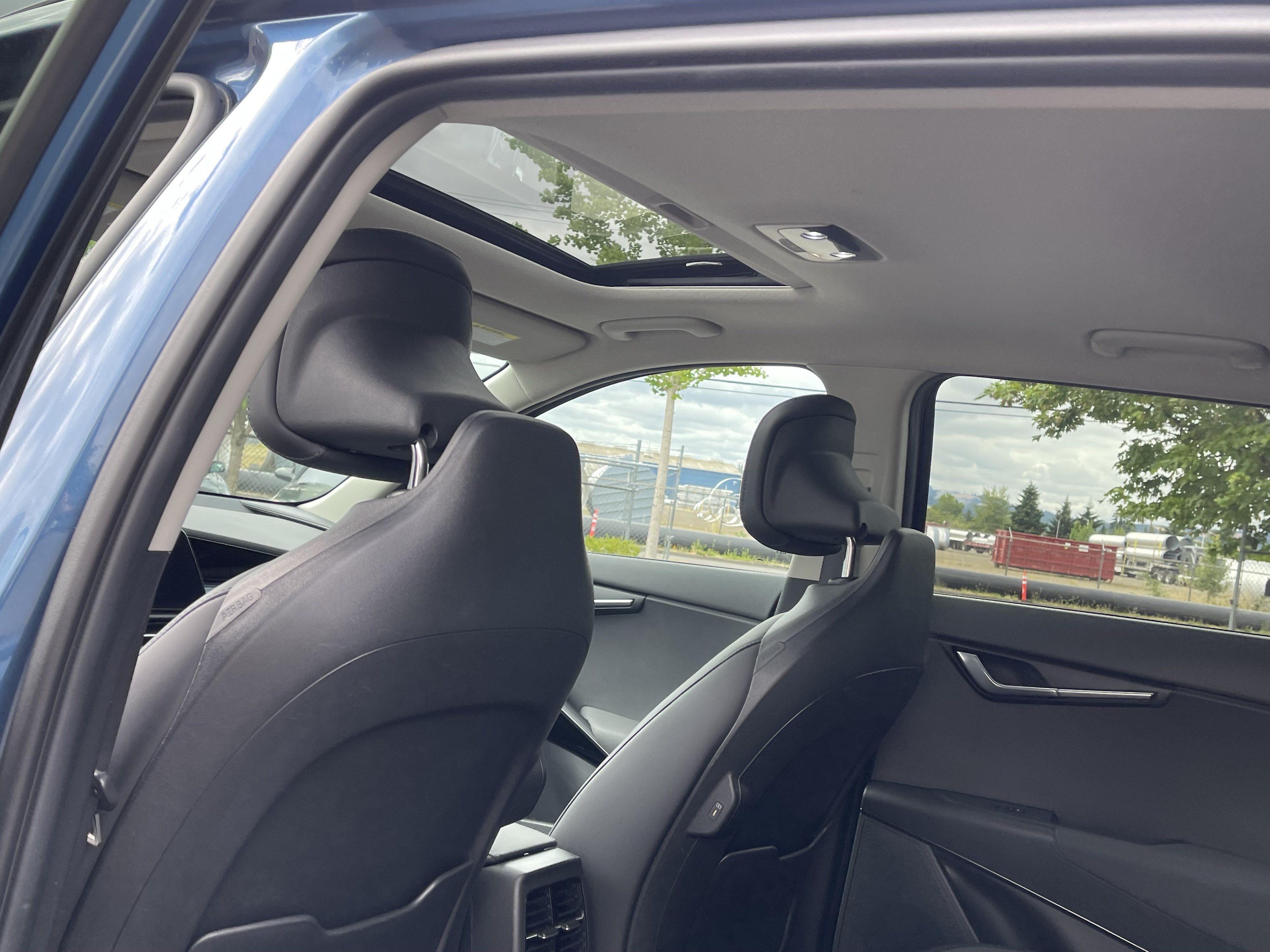 Used 2023 Kia Niro Wave FWD image 16