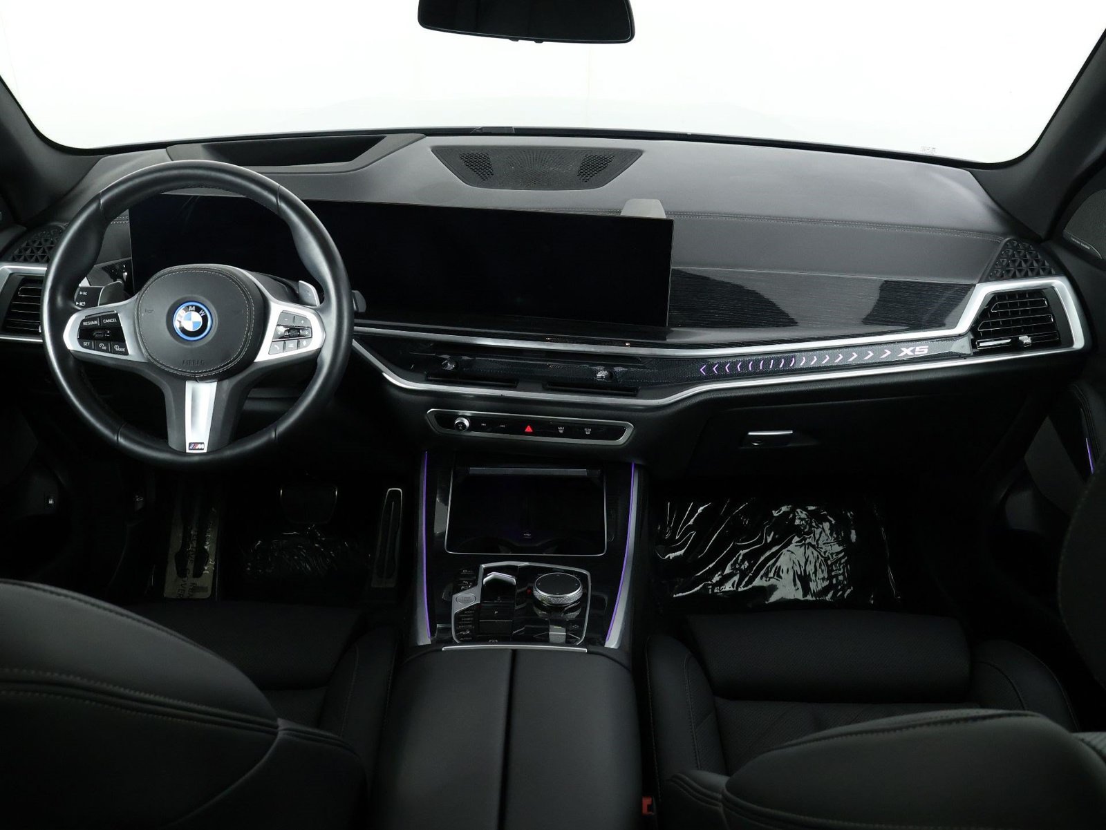 Used 2024 BMW X5 xDrive50e w/ M Sport Package AWD/4WD image 7