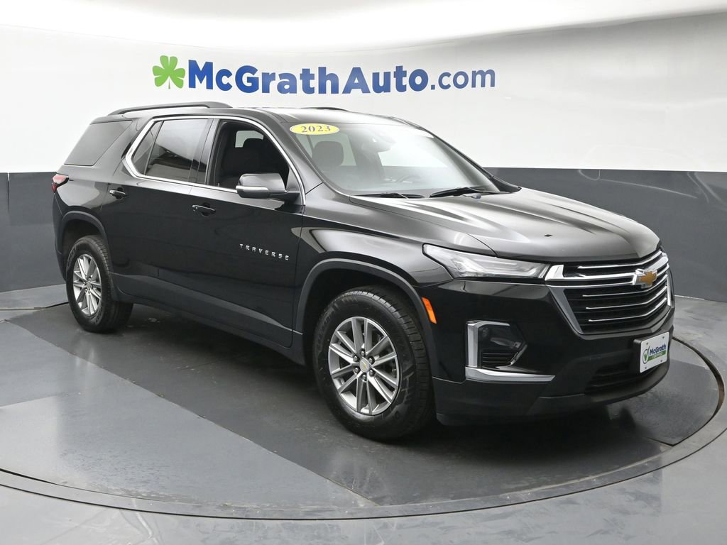 Used 2023 Chevrolet Traverse LT AWD/4WD image 2