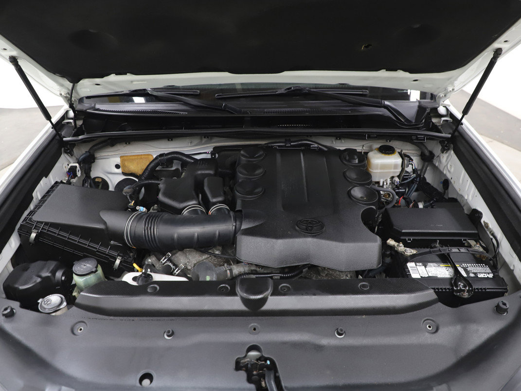 Used 2016 Toyota 4Runner SR5 image 31