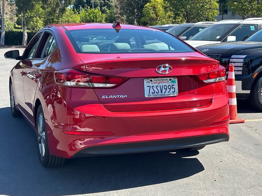 Used 2017 Hyundai Elantra SE w/ SE A/T Tech Package 03 FWD image 3