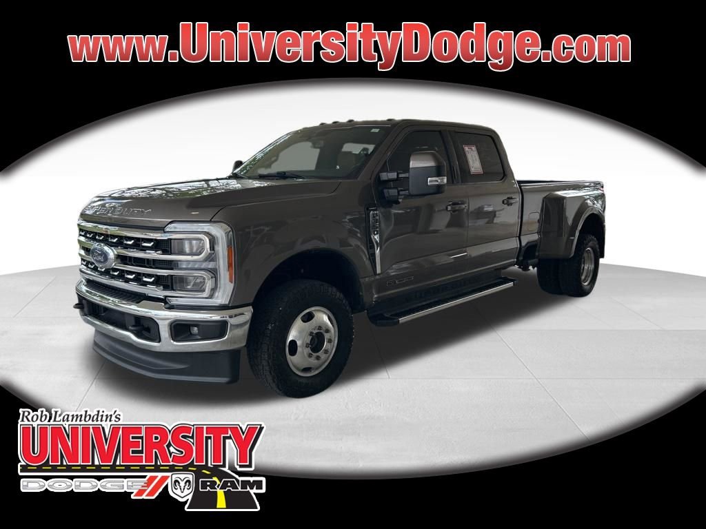 Used 2023 Ford F350 Lariat AWD/4WD image 1