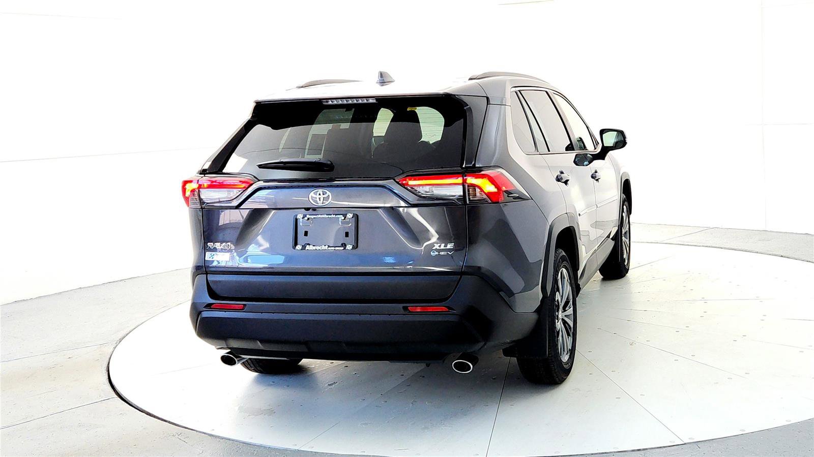 New 2025 Toyota RAV4 XLE Premium image 5