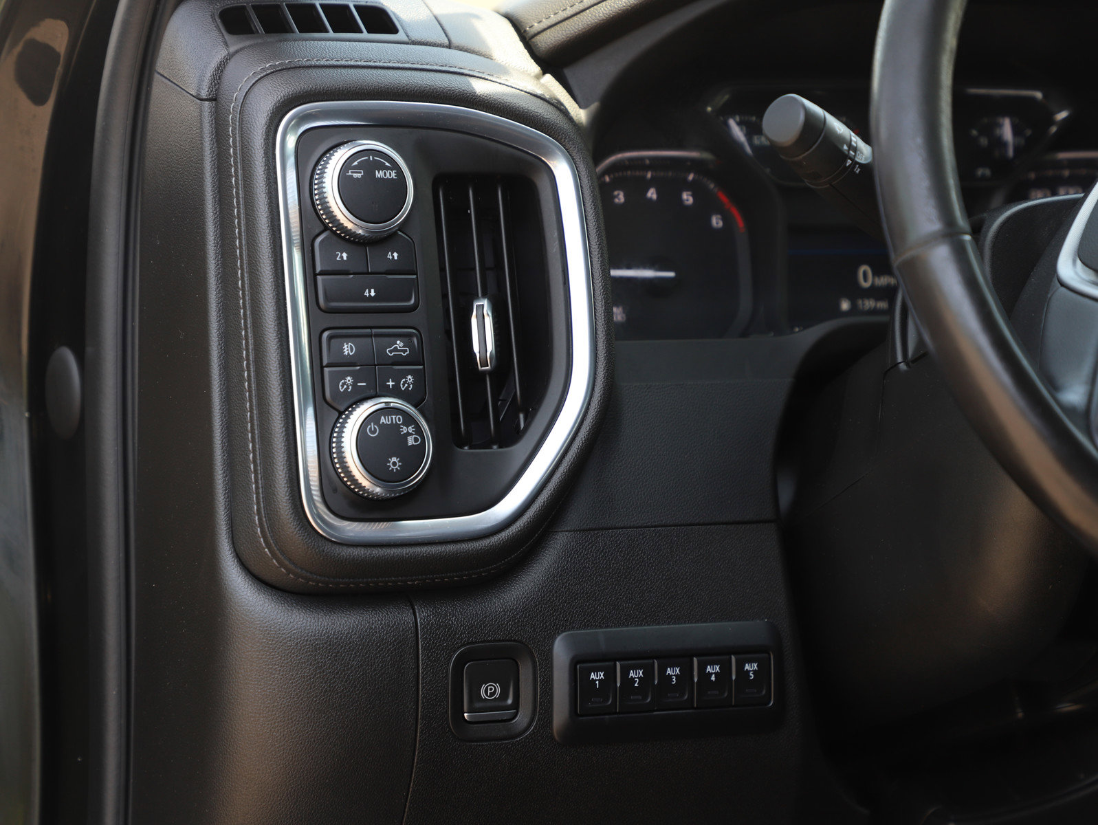 Used 2023 GMC Sierra 3500 SLE w/ Gooseneck/5TH Wheel Package AWD/4WD image 23