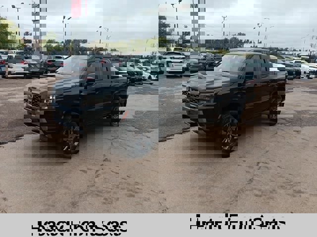 New 2026 Nissan Frontier SV w/ SV Convenience Package image 9