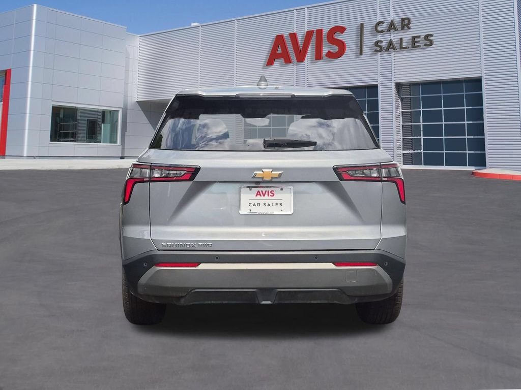 Used 2025 Chevrolet Equinox LT AWD/4WD image 7
