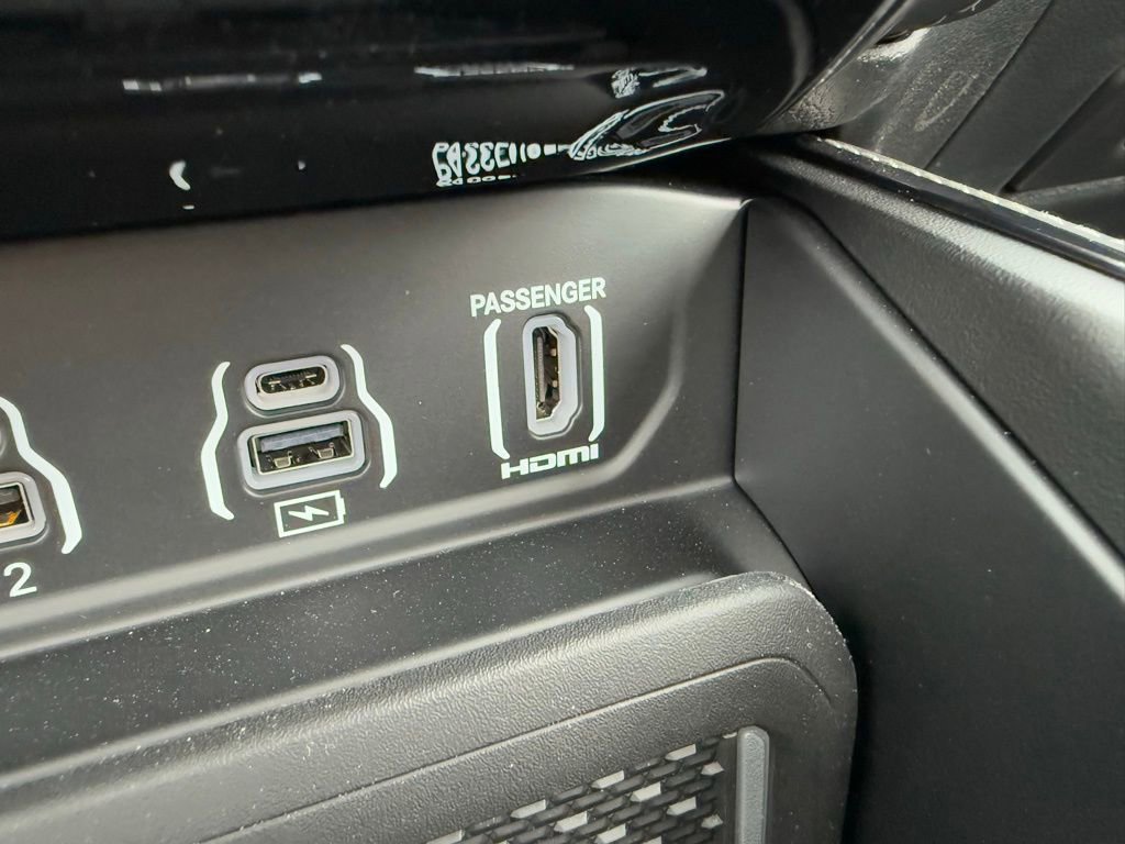 New 2026 RAM 3500 Limited image 32