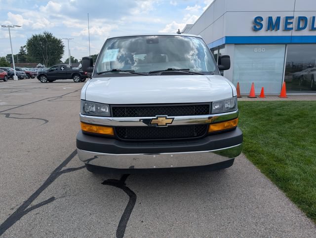 Used 2025 Chevrolet Express 3500 LT w/ LT Preferred Equipment Group RWD image 23