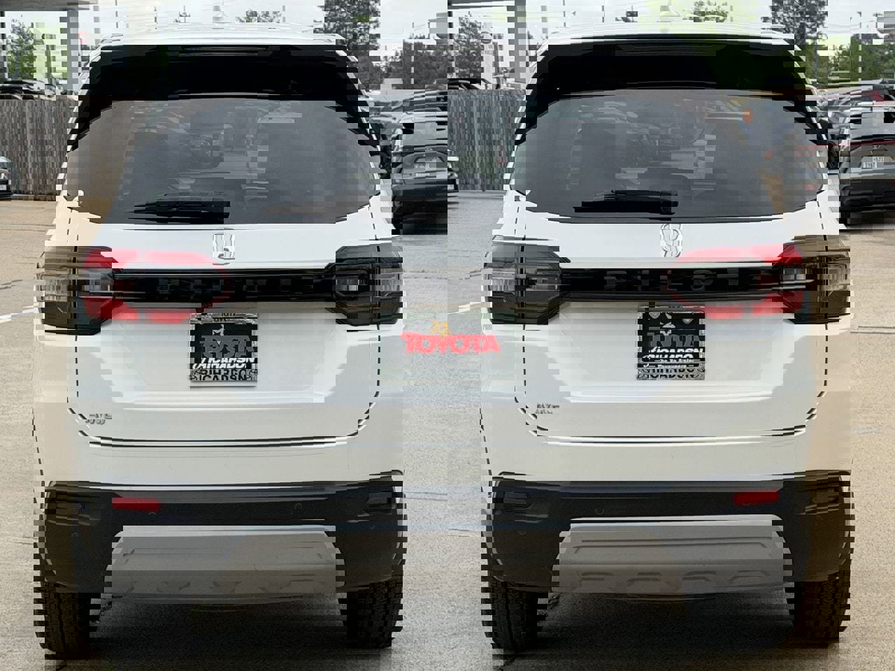 Used 2025 Honda Pilot EX-L image 5