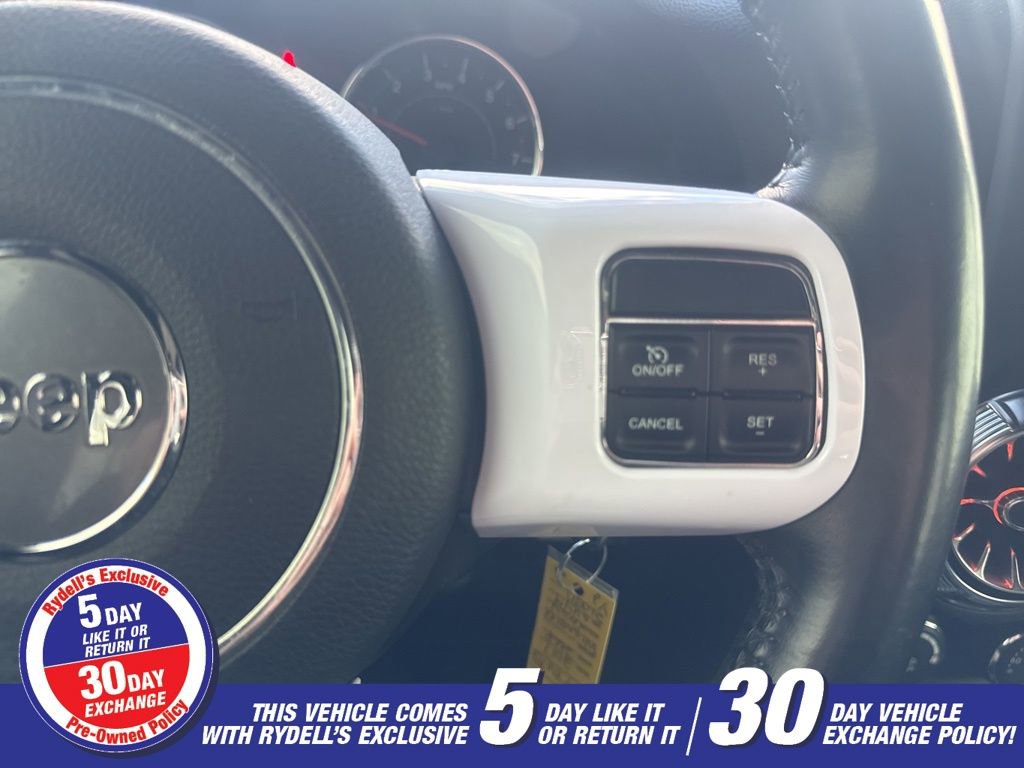 Used 2017 Jeep Wrangler Unlimited Rubicon w/ Cold Weather Group image 17