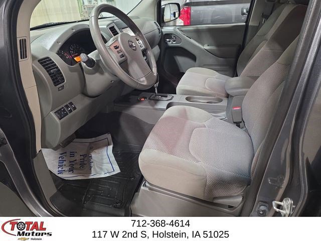 Used 2020 Nissan Frontier SV w/ Midnight Edition Floor Mats image 12