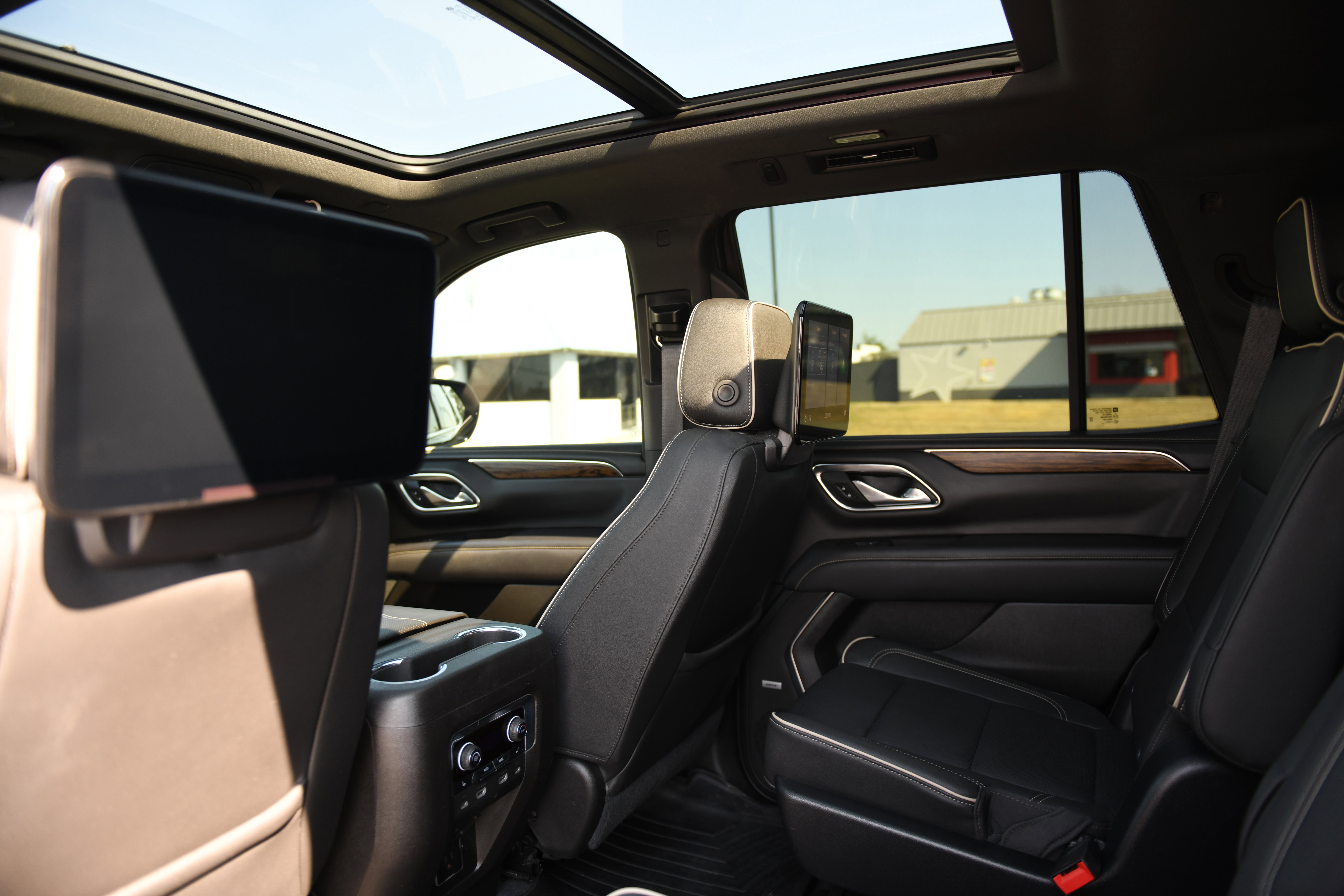 Used 2021 Chevrolet Tahoe Premier image 13