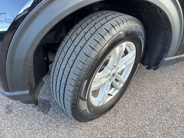 Used 2023 Ford Explorer XLT image 11