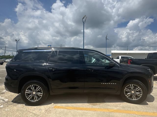 Used 2024 Chevrolet Traverse LT w/ LPO, Floor Liner Package FWD image 13